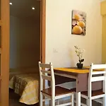 Διαμέρισμα Apartamentos Las Carabelas Μπένιντορμ