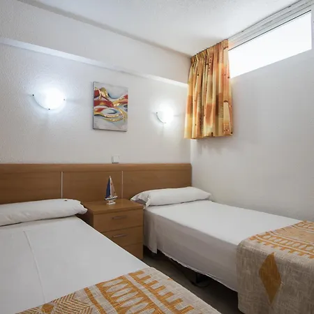 Apartamentos Las Carabelas Apartment